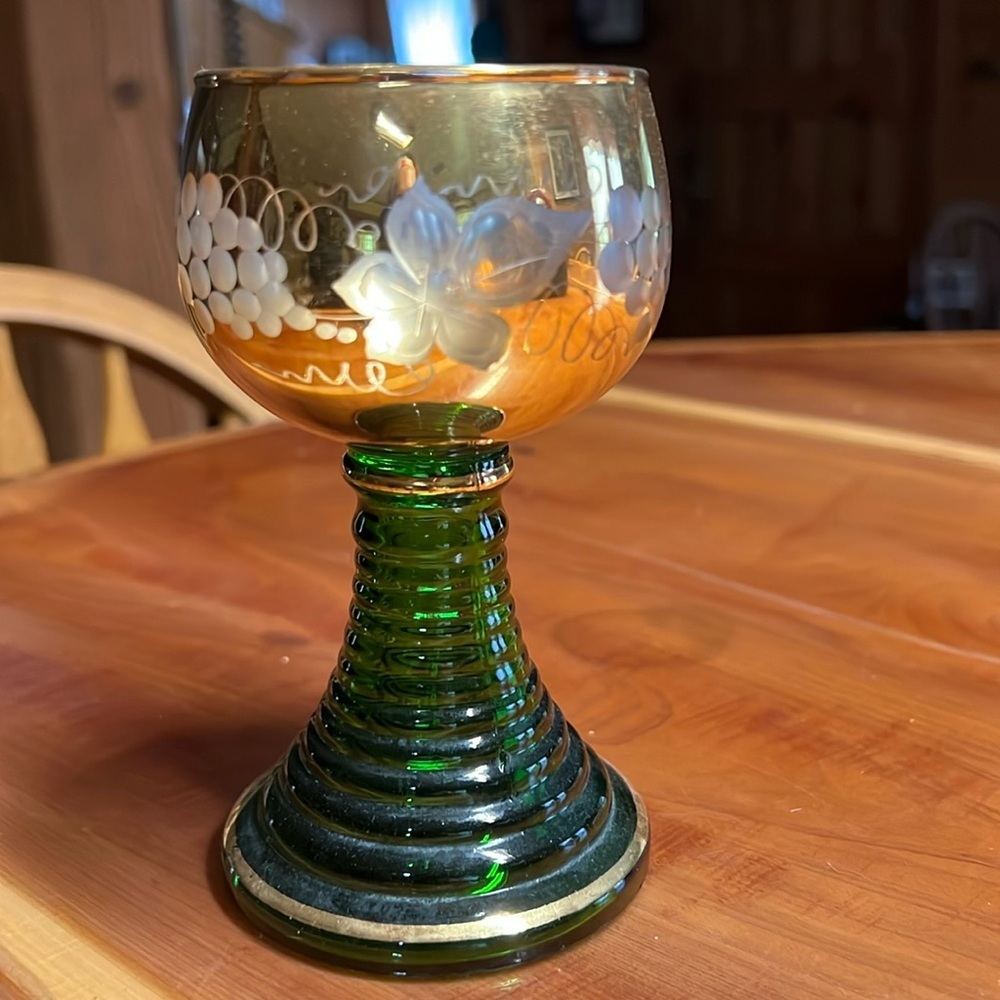 Gruss oms Heidelberg Romer Glass Beehive Stemmed German Wine Etched Gold Gilt